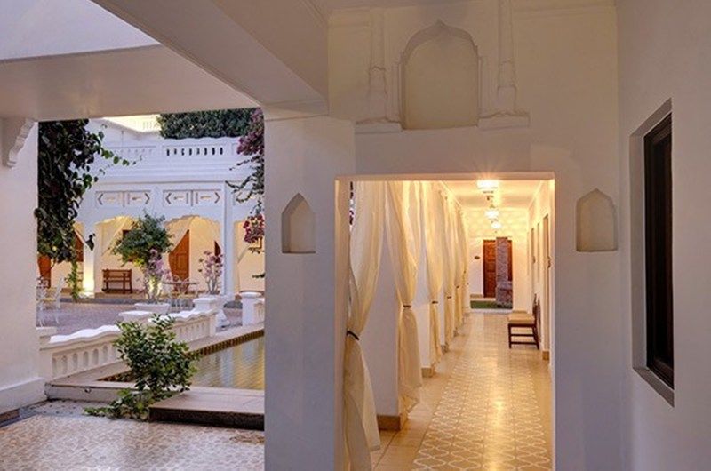Saraca Hotel Lucknow Esterno foto